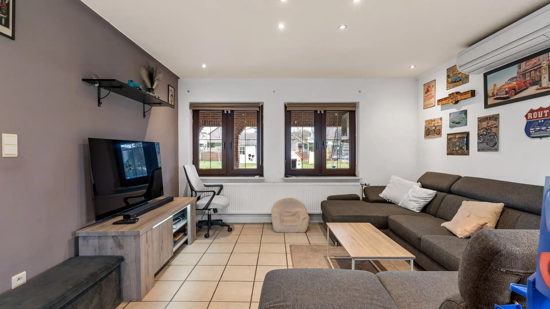 Vrijstaande woning met tuin en inpandige garage foto 6