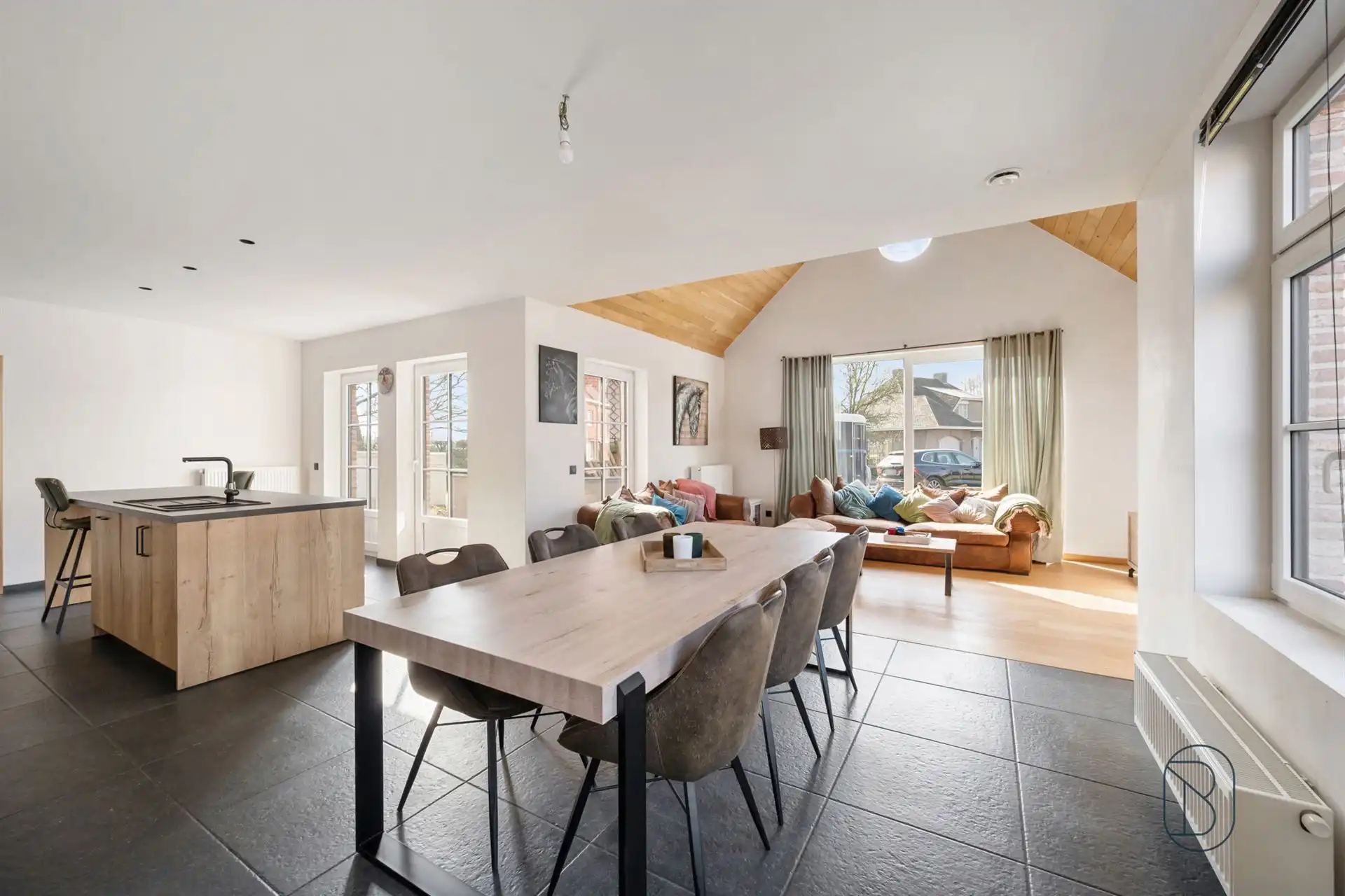 Recente, luxueuze en energiezuinige vrijstaande woning! foto 5