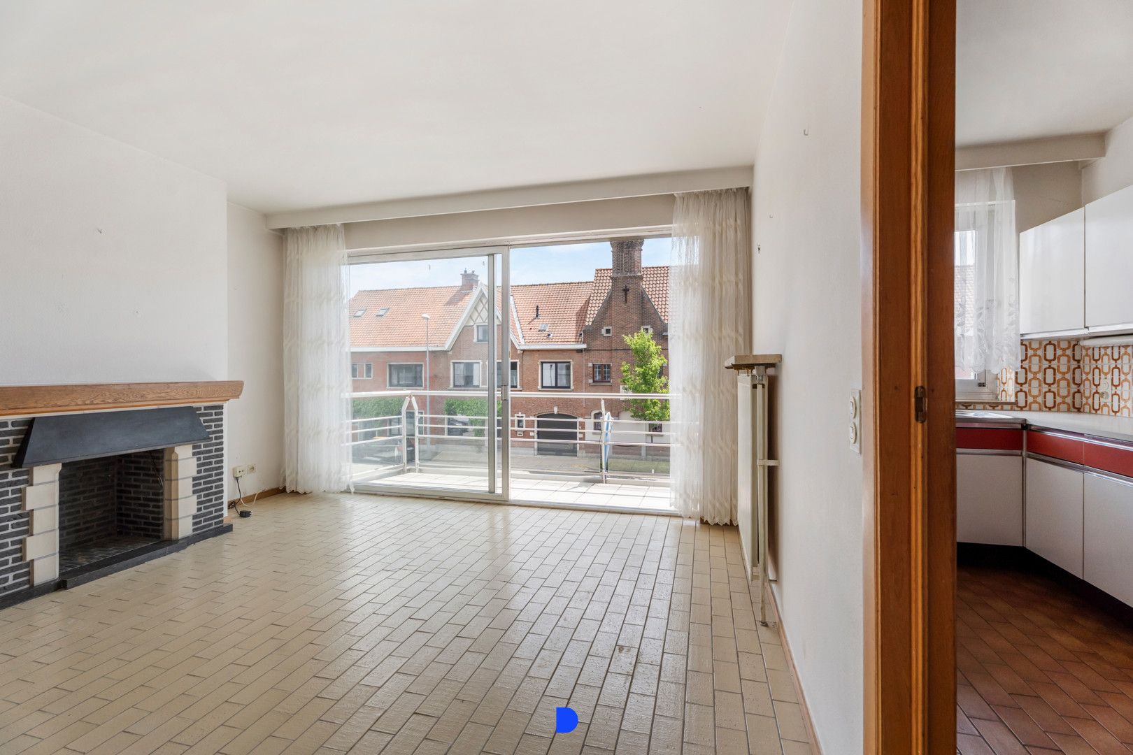 Interessant appartement met 2 slaapkamers en garage! foto 8