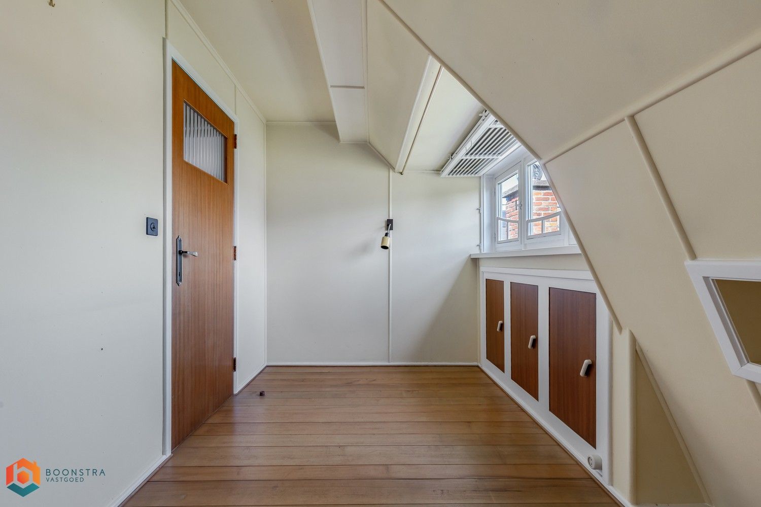 Vrijstaande woning met veel potentieel op 1143m² in Koningshooikt foto 20