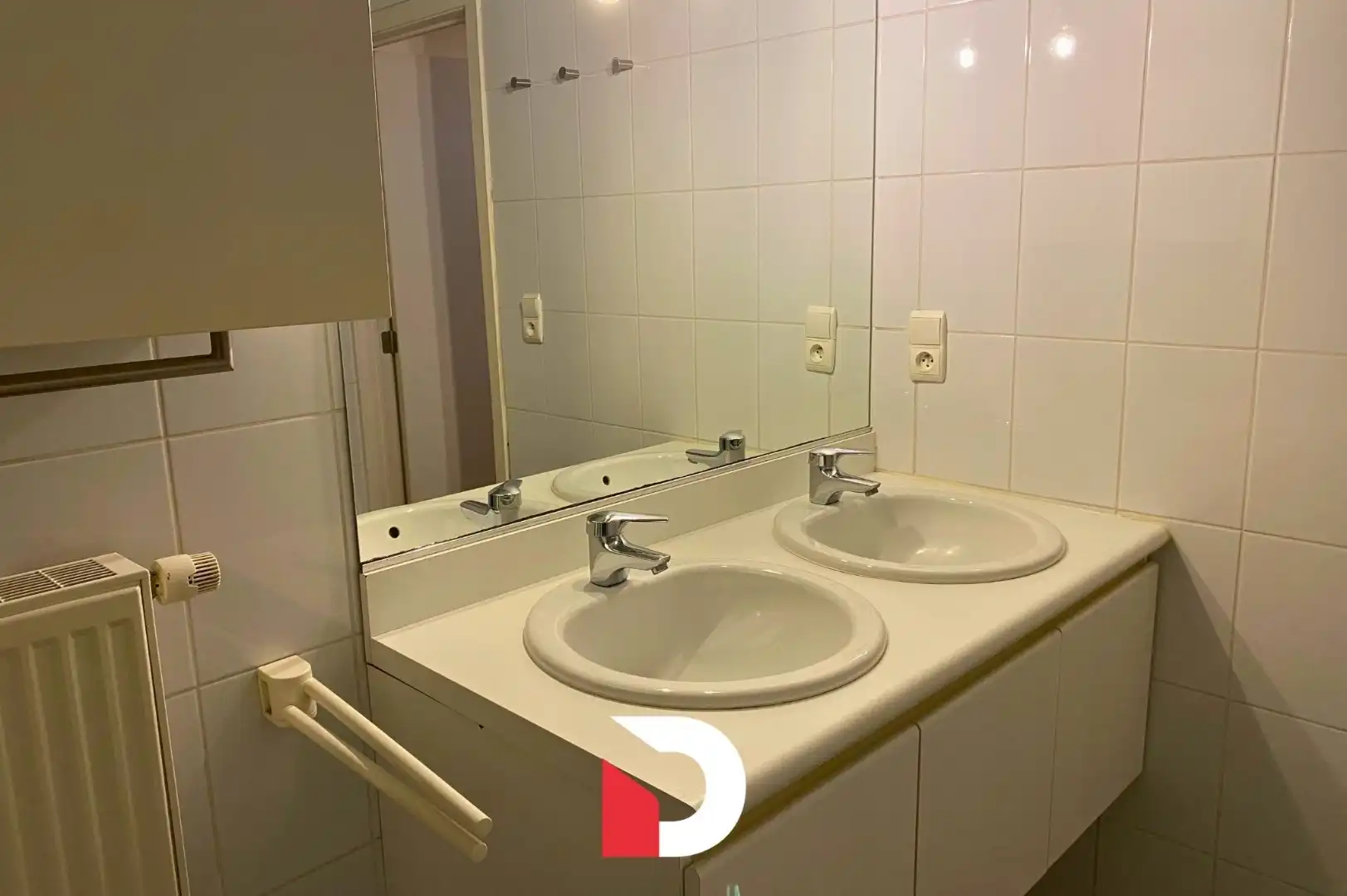 Lichtrijke woning met 3 slaapkamer, 2 badkamers, ruim terras in centrum Brugge foto 14