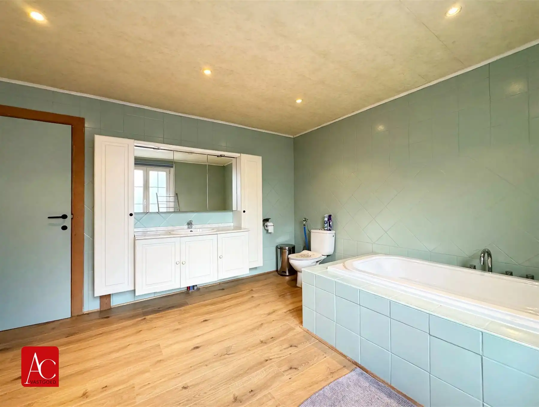 Woning met 5 slaapkamers en terras  foto 25
