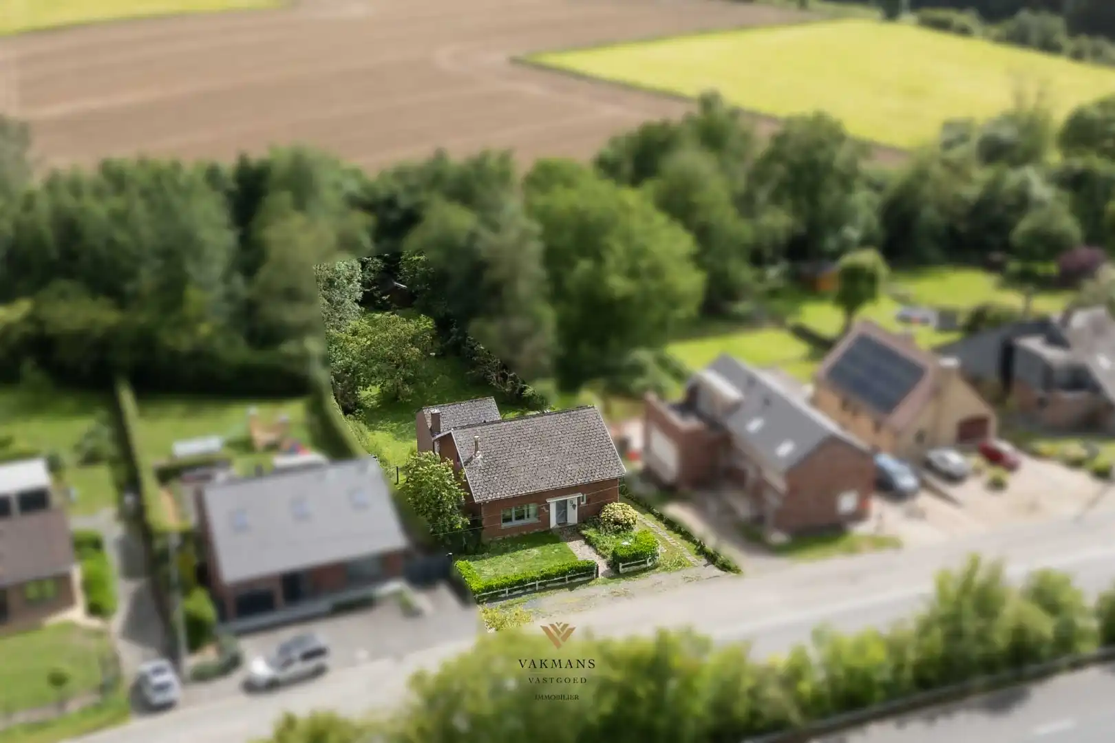 Instapklare gezinswoning met prachtige zuidgerichte tuin foto 34