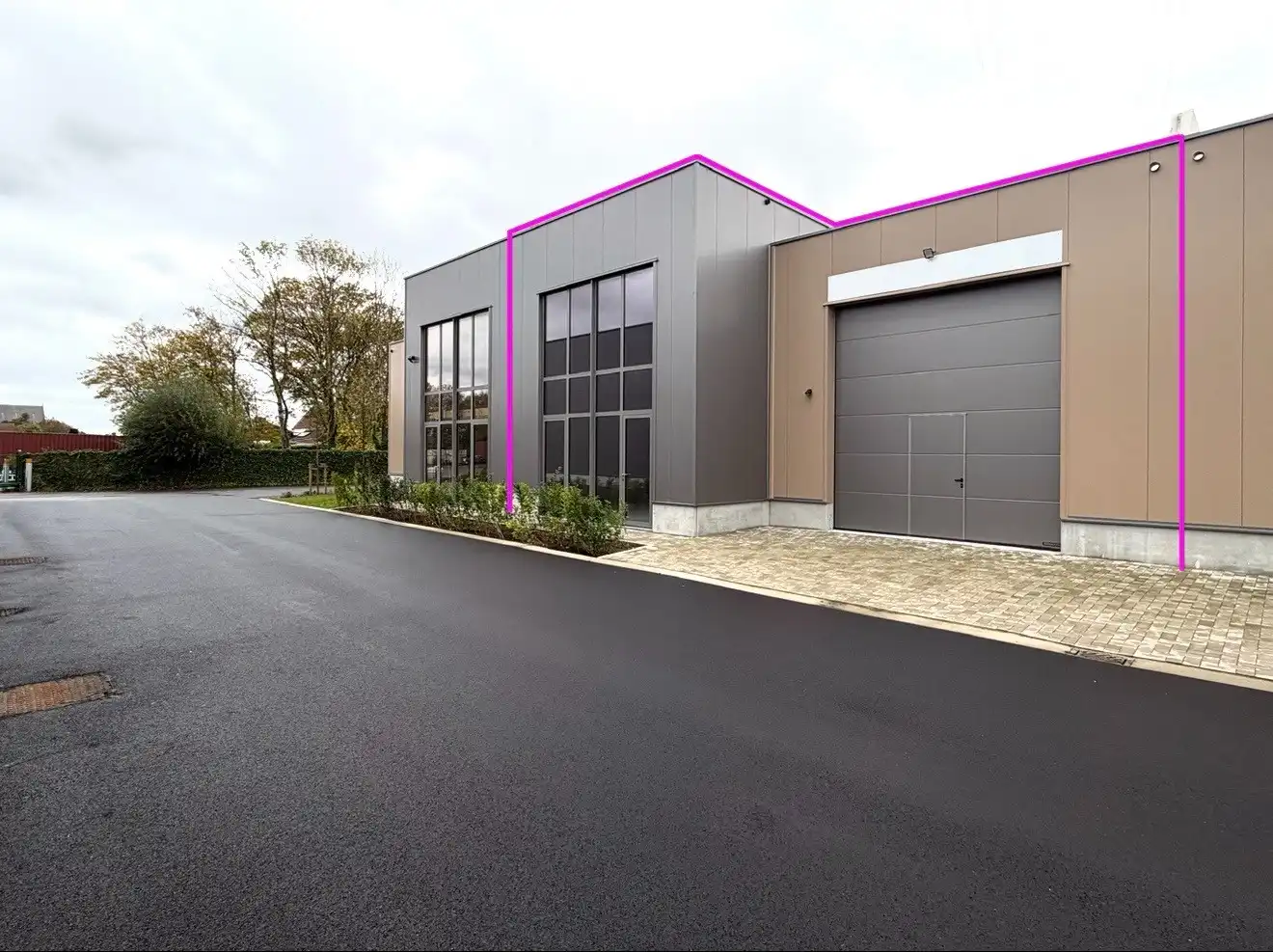 Industrieel-magazijn-logistiek te koop Menenstraat 506 - 8560 Wevelgem