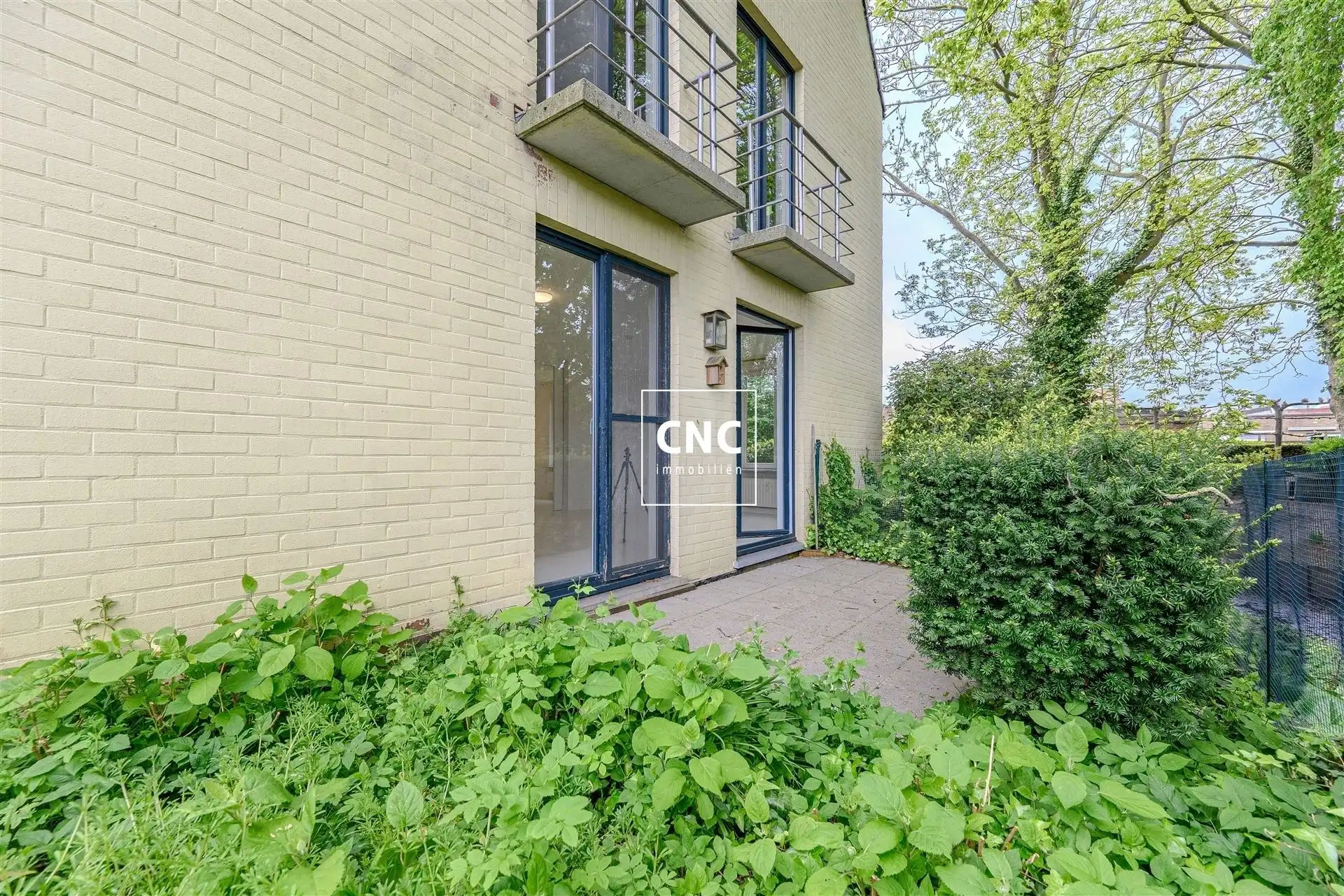 Serviceflat met terras en open zicht op groen & water-Brugge foto 7