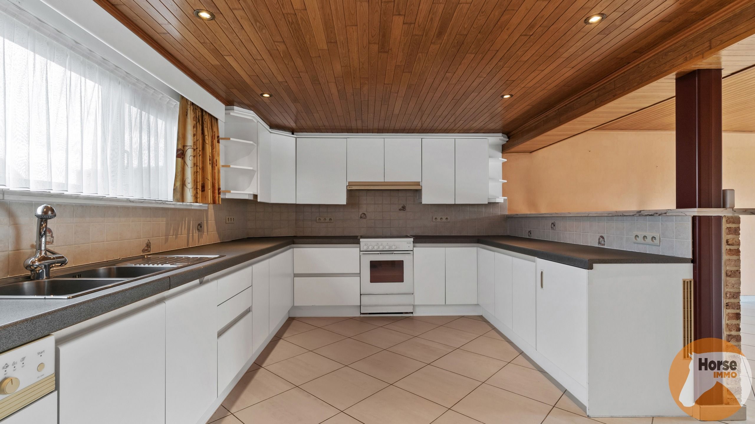 ASSE - Charmante hoeve met opslagruimte op 40a foto 8