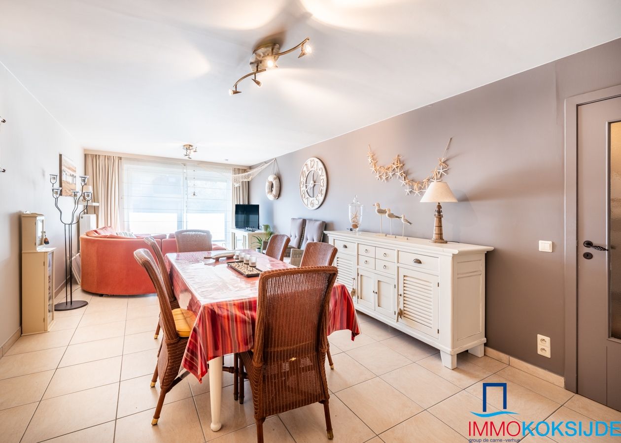 Modern volledig bemeubeld appartement met 2 slaapkamers foto 3