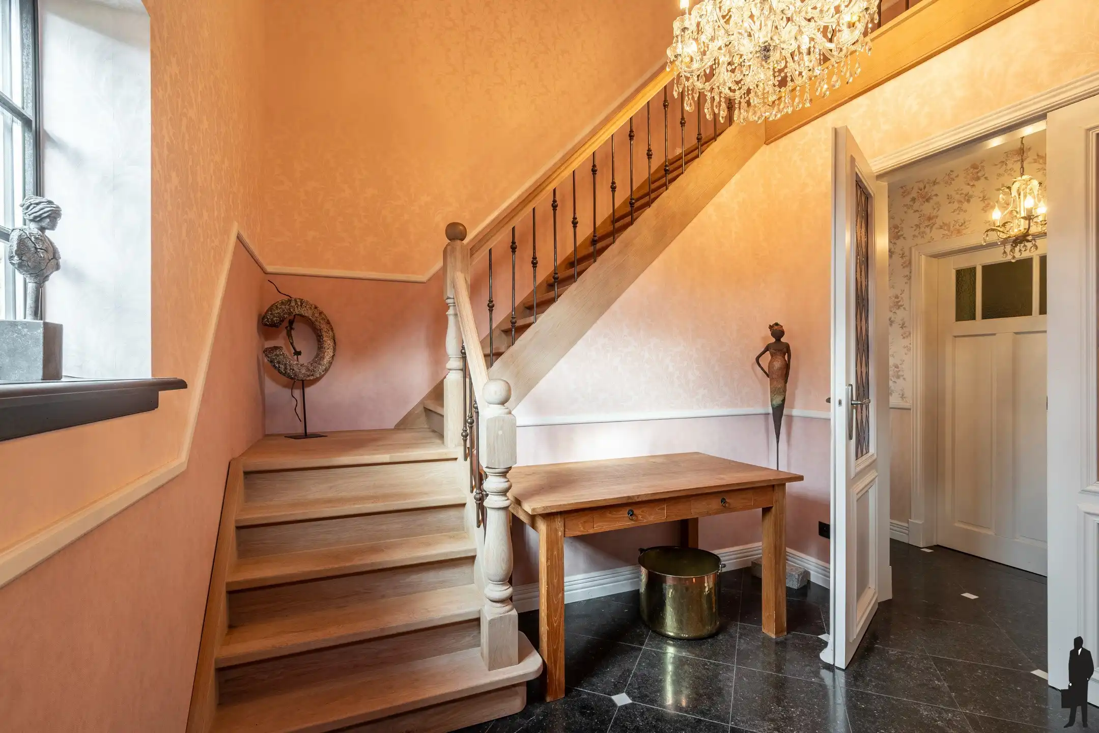 Luxevilla met zwembad, poolhouse, werkhuis en privé bos foto 13