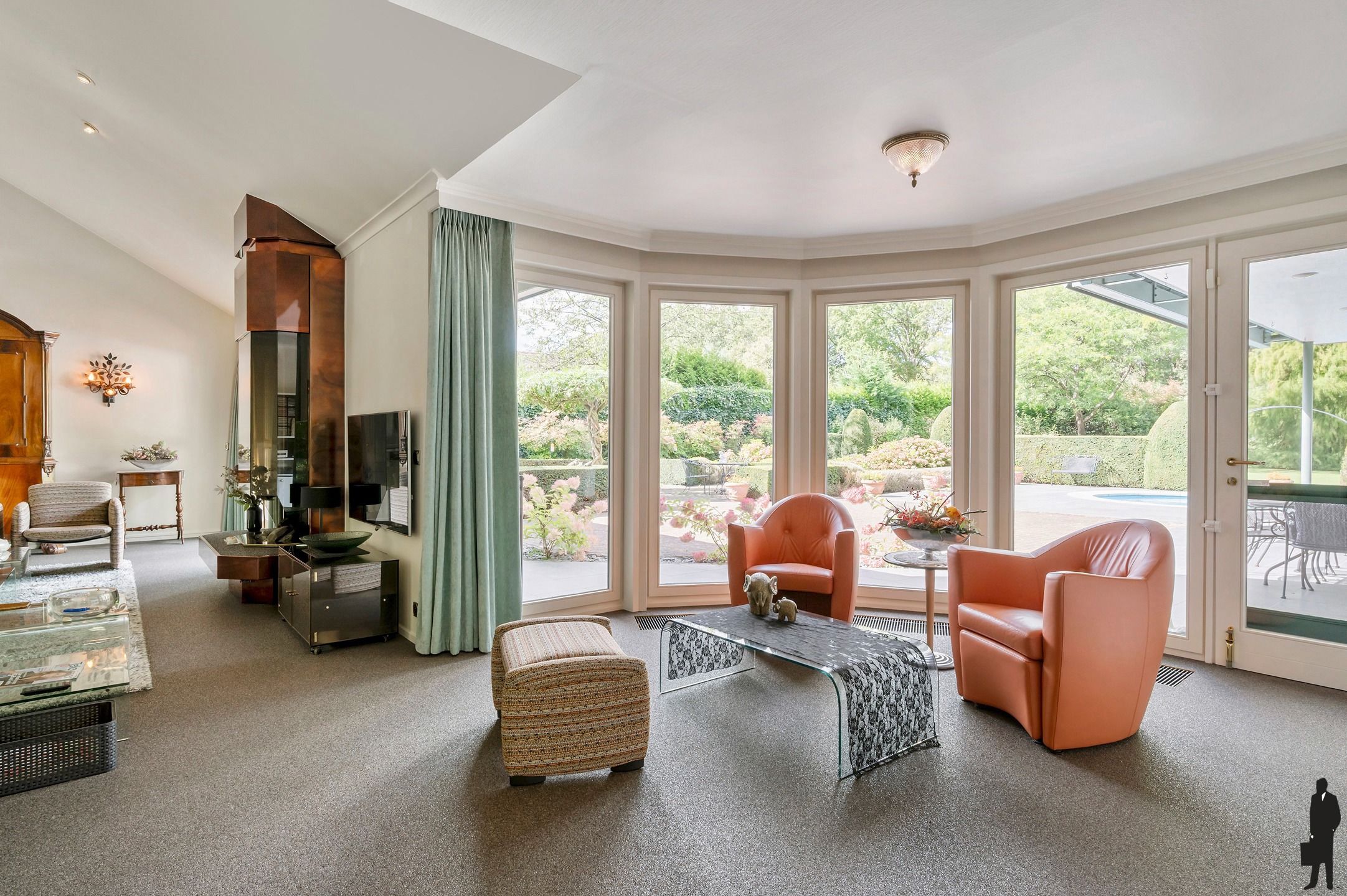 Gelijkvloerse villa op ca. 3.660 m² met parktuin! foto 4