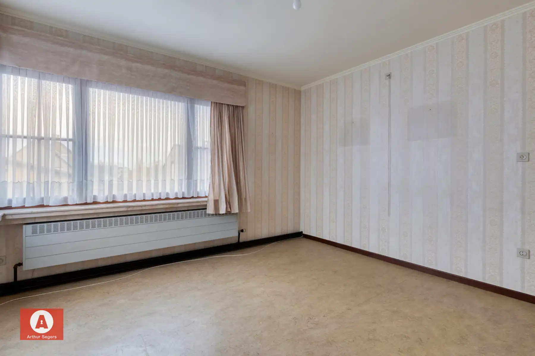 Gezinswoning mét karaktergevel & garage pal bij het centrum. foto 18