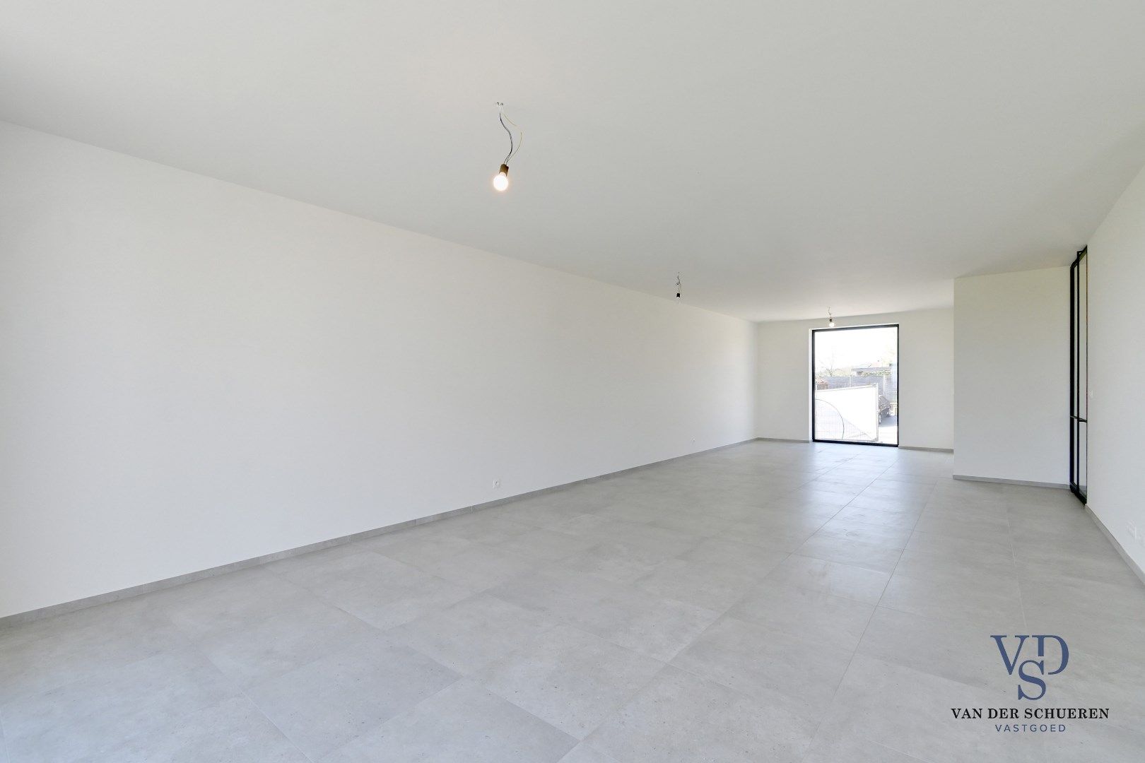 IN OPTIE ! Half Open Bebouwing met afzonderlijke garage  foto 8