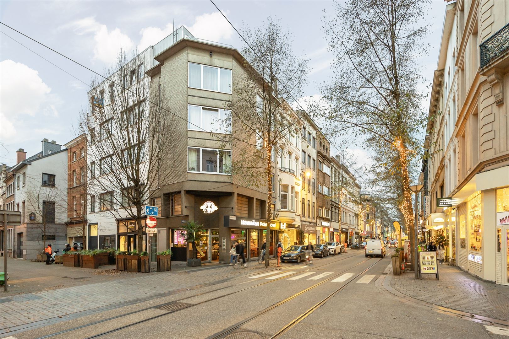 Gerenoveerd appartement midden in de stad foto 18