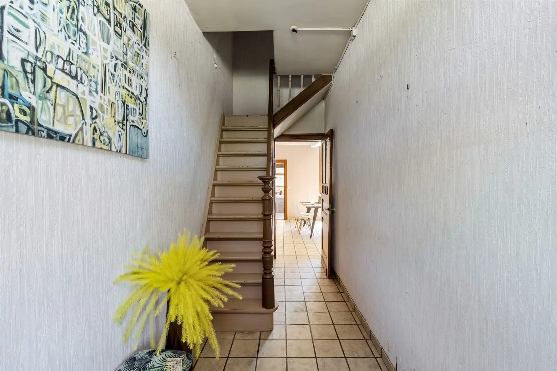 Te renoveren vierkantshoeve met achterliggende grond. foto 17