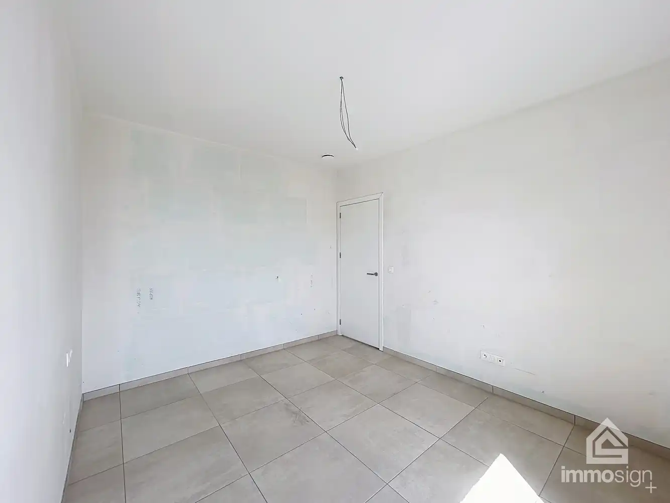 Lichtrijk nieuwbouwappartement met 2 slaapkamers op toplocatie in Pelt! foto 13
