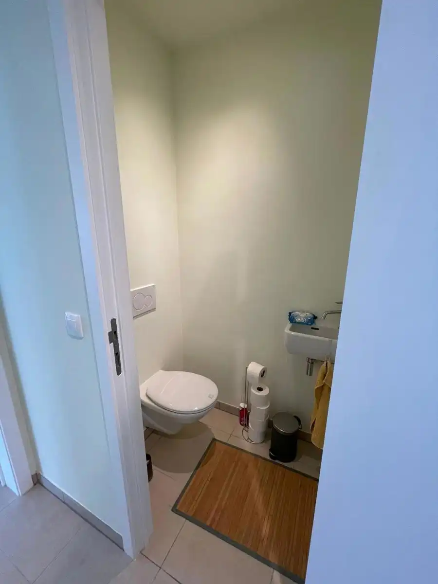 Hoekappartement met tuin, parking en rustige ligging foto 11
