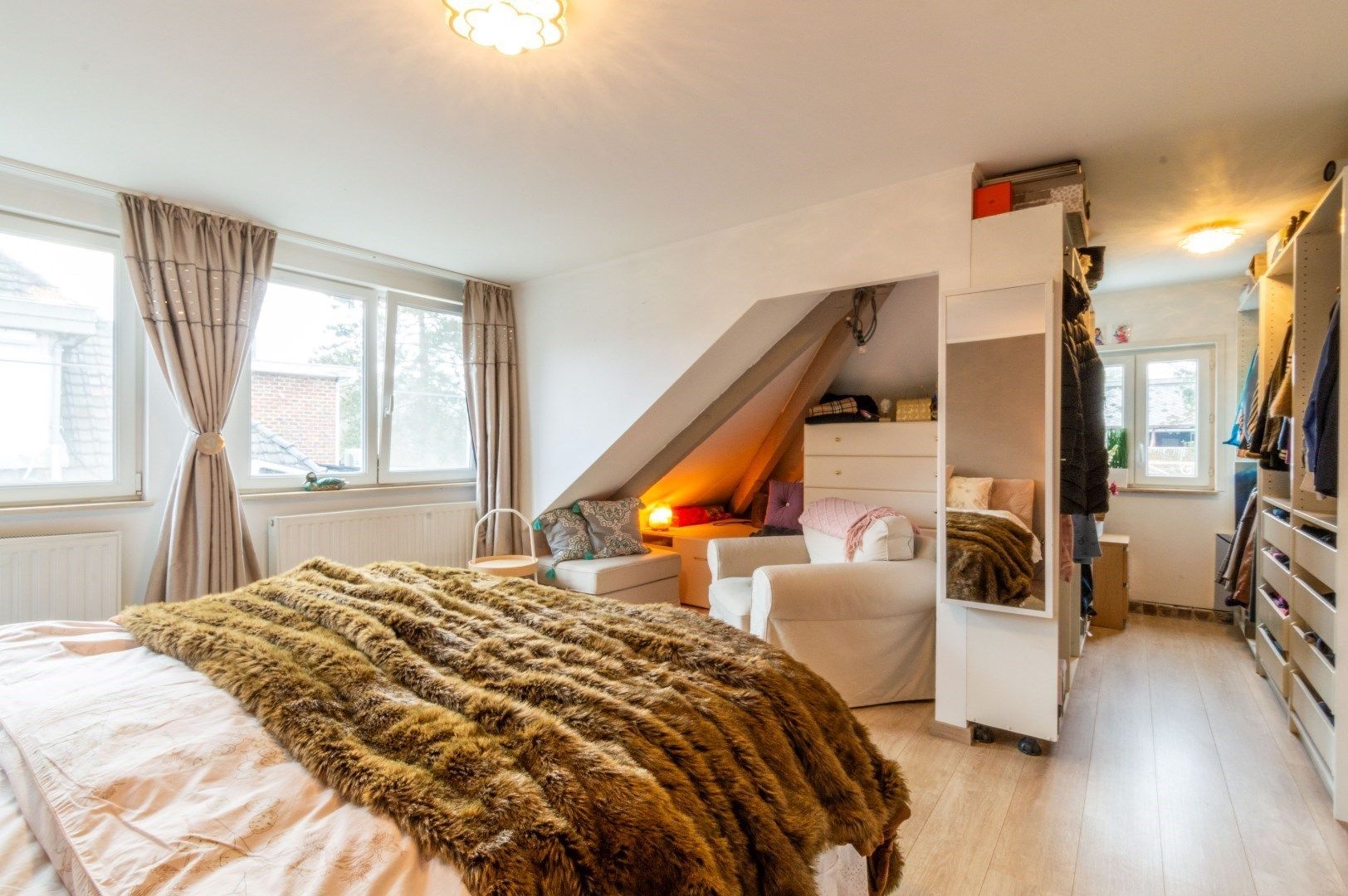 INSTAPKLARE WONING MET 2 SLP + BUREAU & ZUID-TUIN ! foto 15