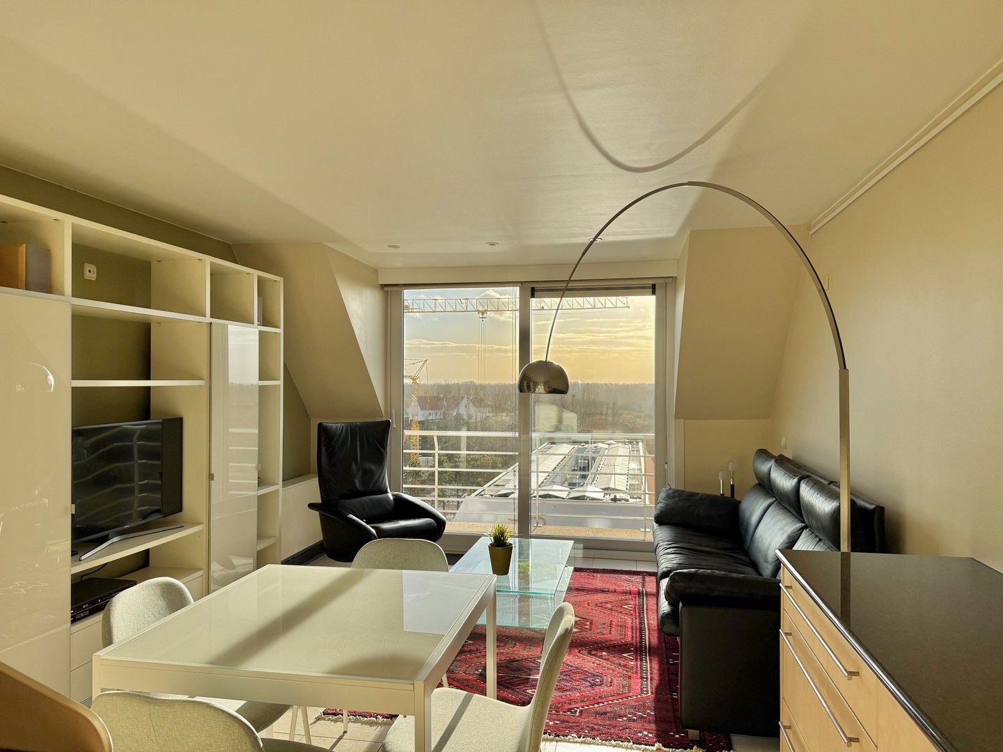 TE HUUR - Nieuwpoort-Bad: Appartement met 2 slaapkamers en open zicht foto {{pictureIndex}}