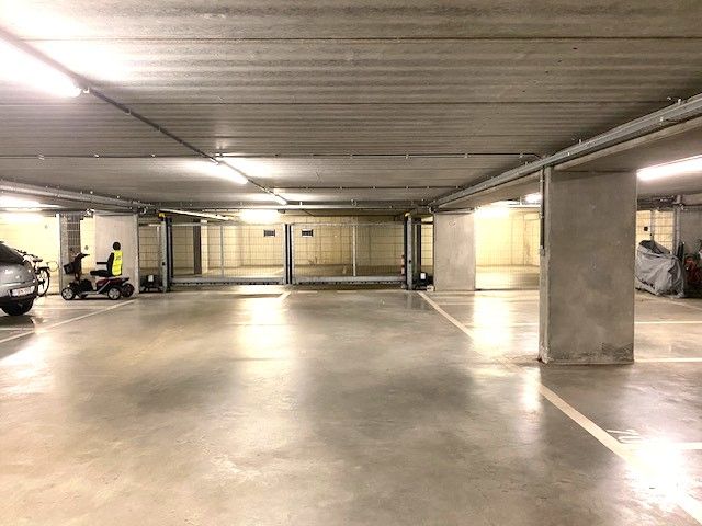 Topligging 1 slpka appartement + terras + autostaanplaats centrum Geel foto 19