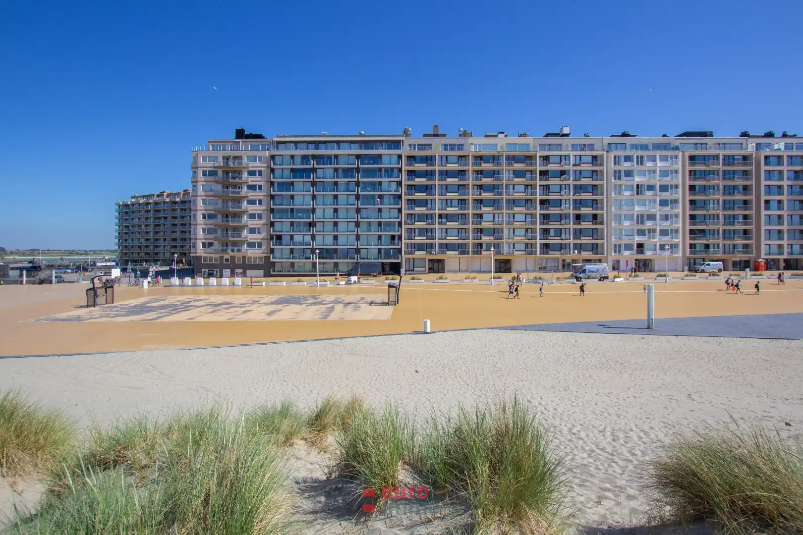Exclusief appartement met 1 slaapkamer op de zeedijk van onze bruisende badstad! foto 11