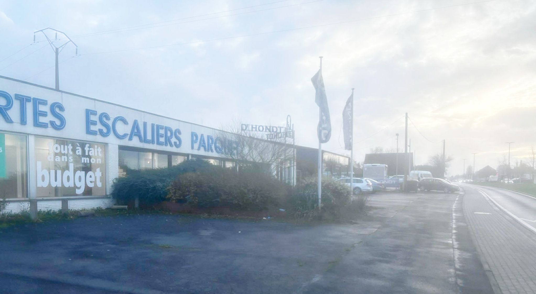 UNIEKE COMMERCIËLE LOCATIE 1.100 M2 MET PARKING  foto 10