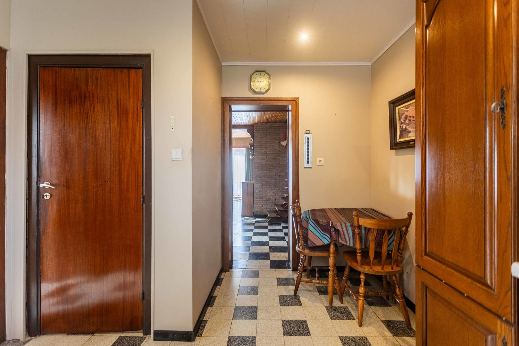 Rustig gelegen open bebouwing met privatieve oprit  foto 7