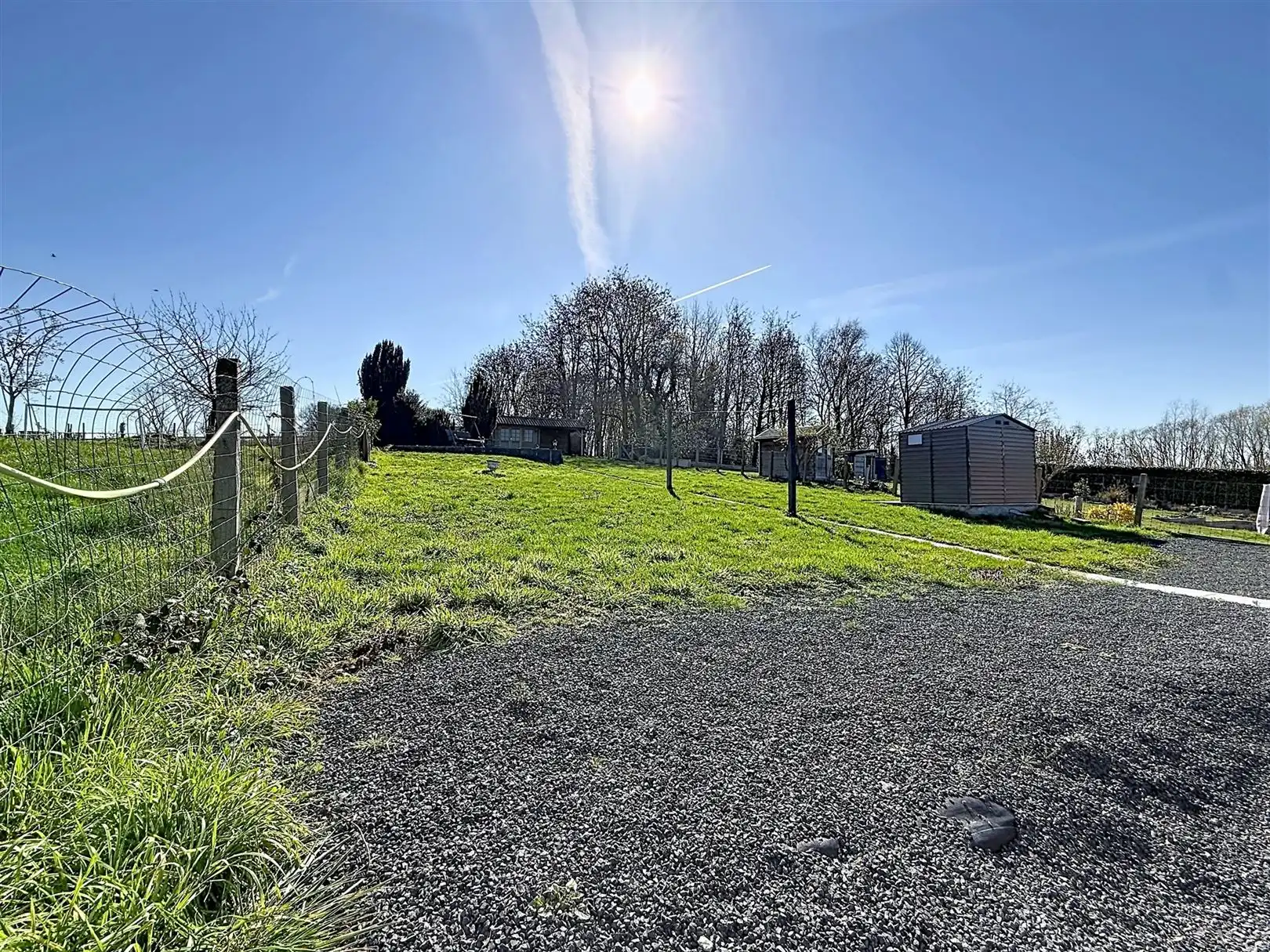 Ruime gerenoveerde woning, 5 slpks, 2 bdks, tuin, 11a 11ca  foto 5