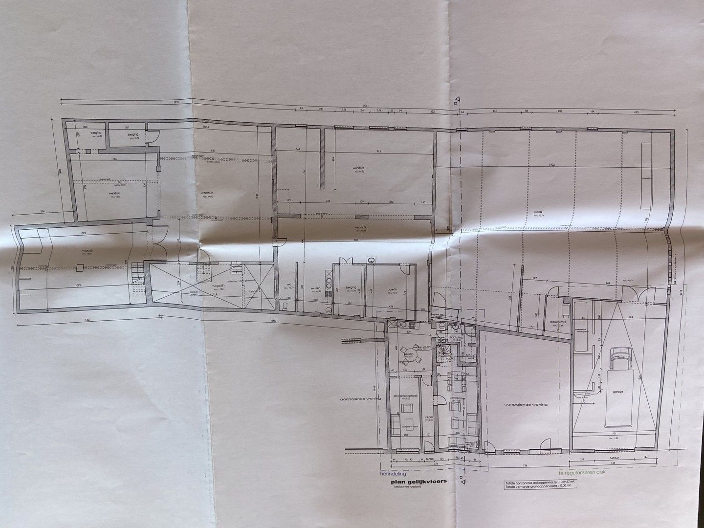 Loods van 950 m² nabij centrum van Tongeren foto 3