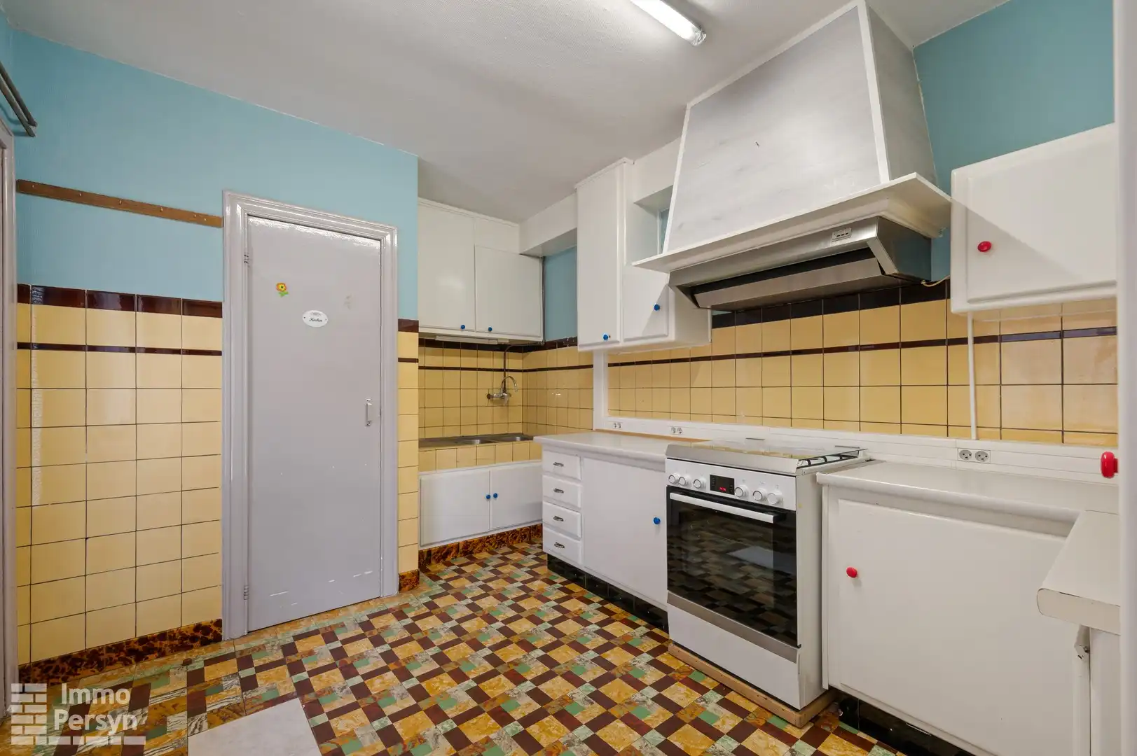 Karaktervol pand met veel potentieel en riante loods te Scherpenheuvel foto 12