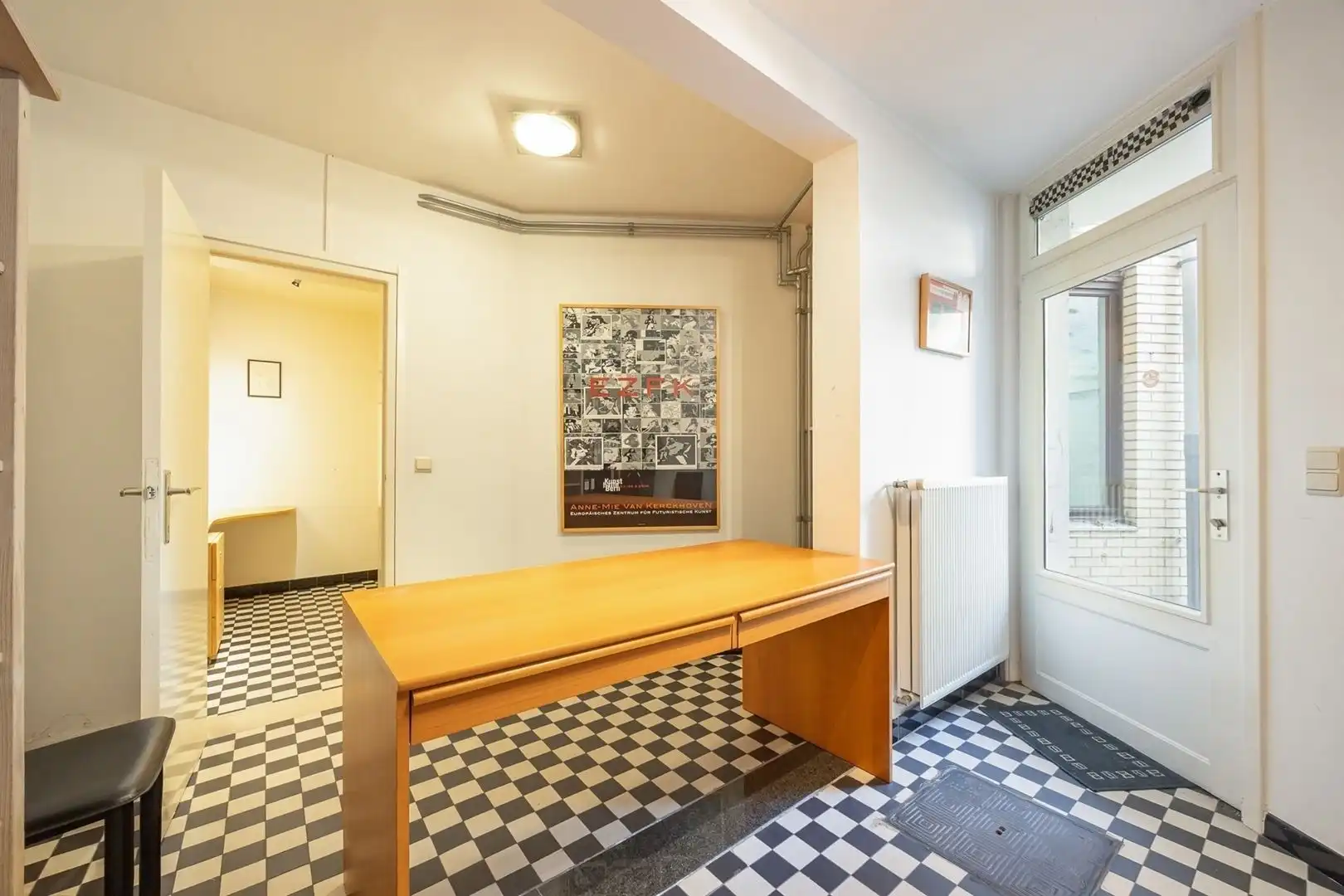 Kantoor GV om te vormen naar woonloft met buitenruimte foto 11