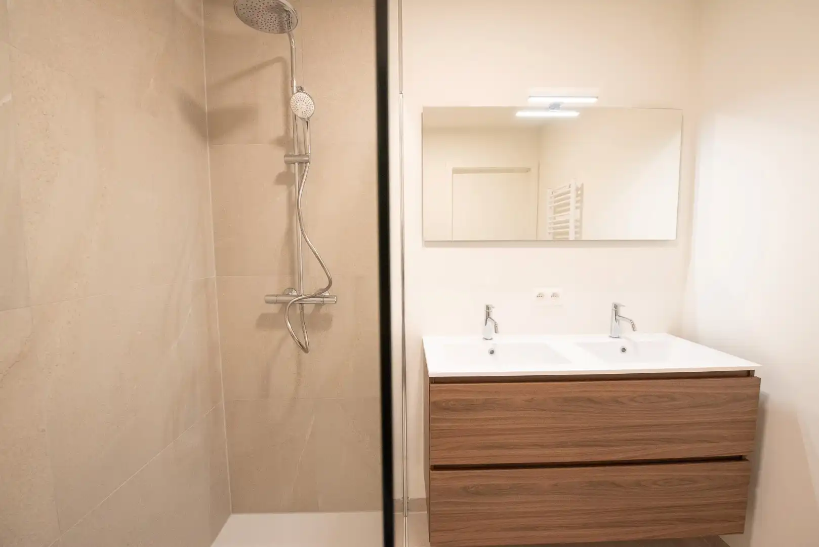 Nieuwbouwappartement met 2 slaapkamers & terras – 2e verdiep – Residentie Albert & Jerome foto 7