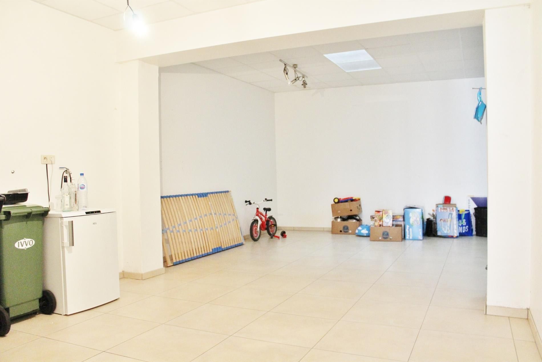 Karaktervolle herenwoning met dubbele garage in het centrum foto 16