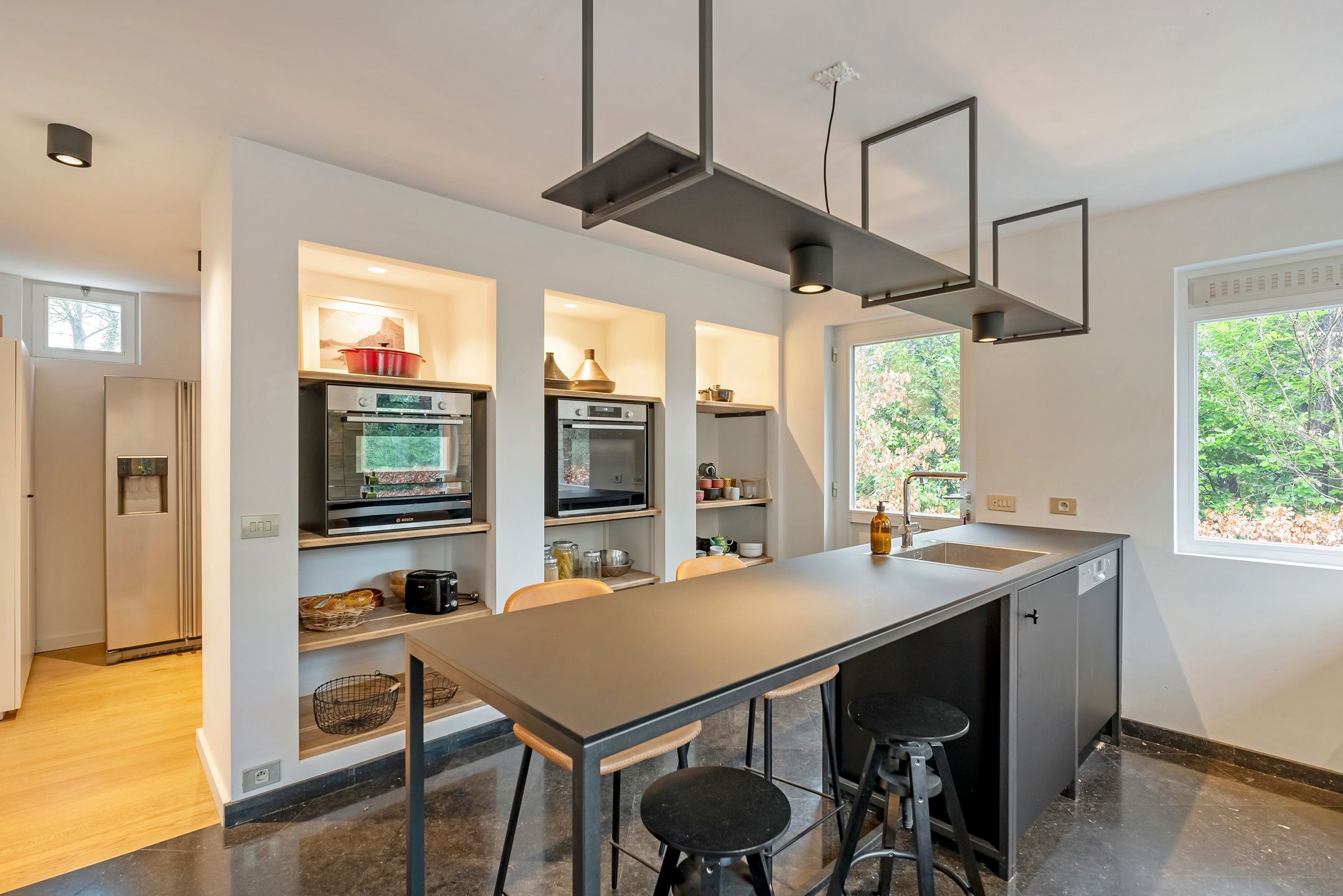 Woning met zwembad op zuidgericht perceel van ca. 2145 m² foto 12