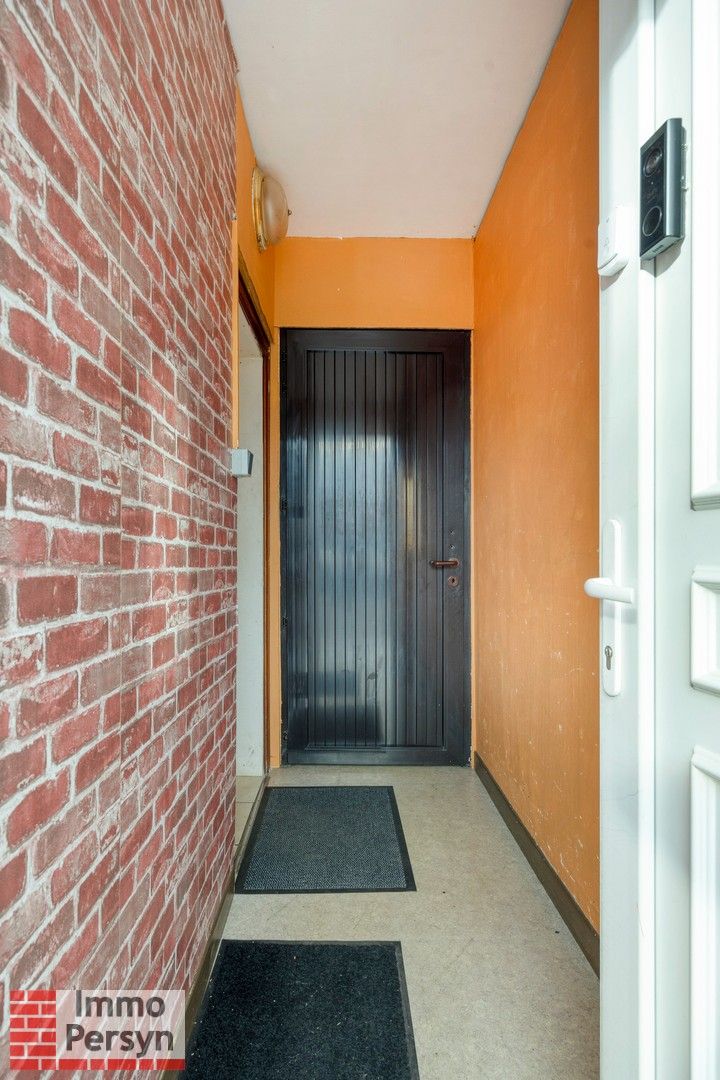 Charmante te moderniseren woning met nieuwe keuken op toplocatie in Scherpenheuvel-Zichem foto 3