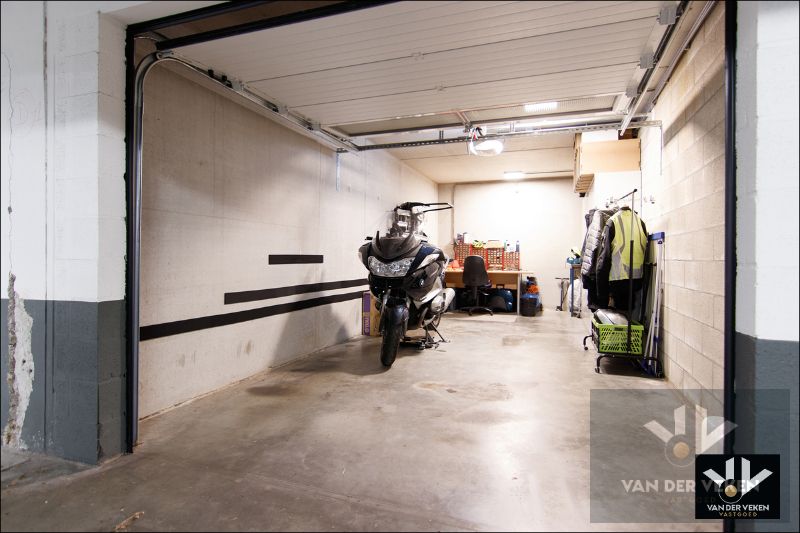 APPARTEMENT MET 2 SLAAPKAMERS “RESIDENTIE ZUIDZICHT” GELIJKVLOERS GRENZEND AAN BINNENTUIN foto 23