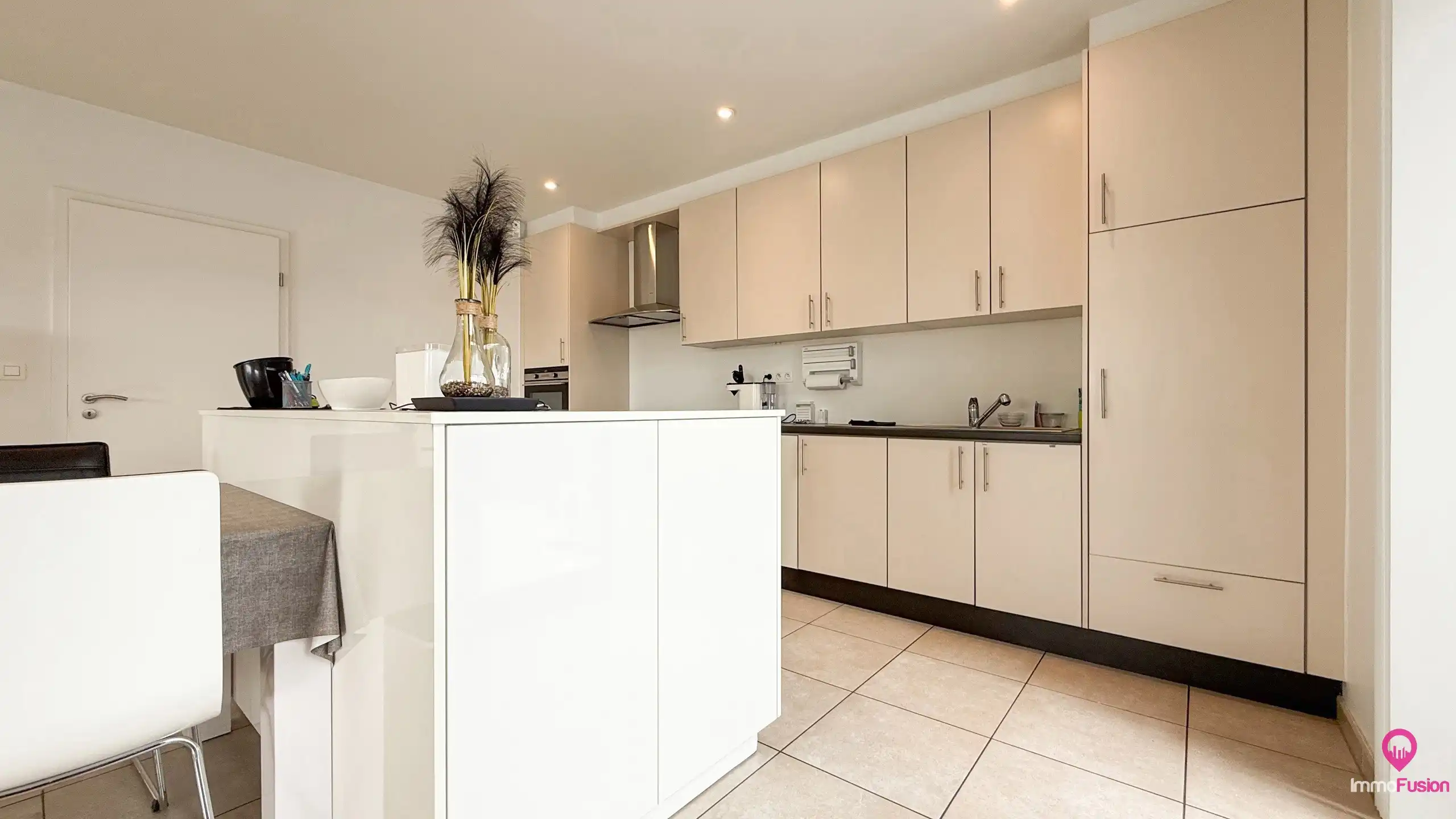 Veelzijdig industrieel pand met ruime woonst en zonnepanelen foto 43