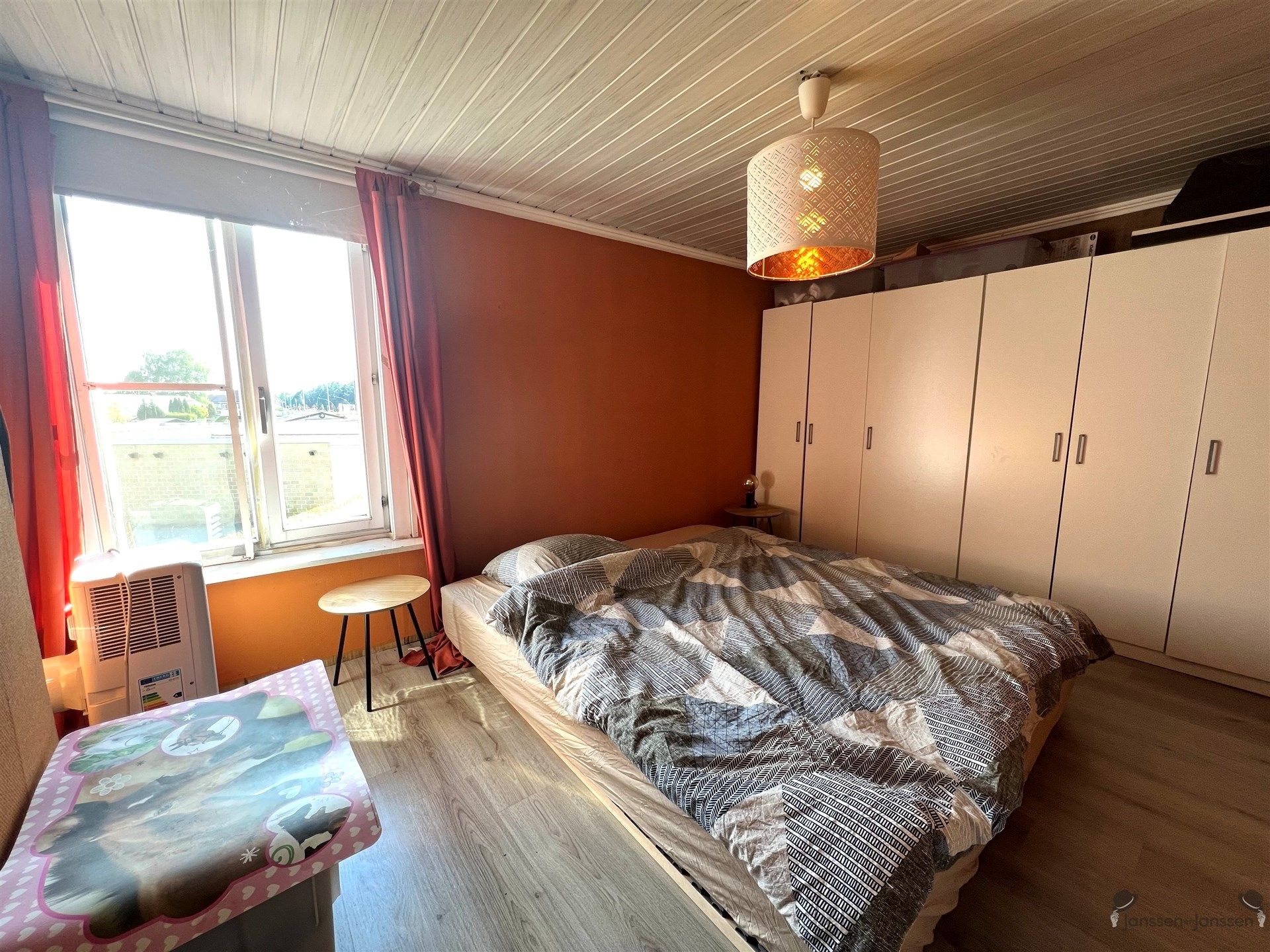 Te renoveren halfopen bebouwing met tuin foto 7