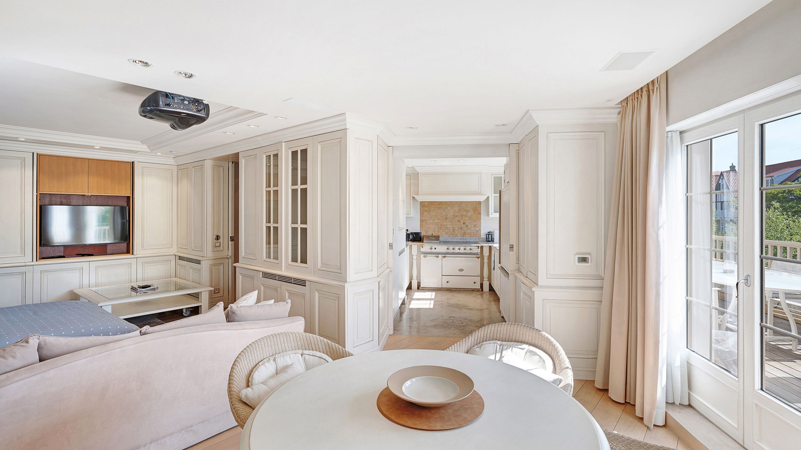 Prachtig HOEKAPPARTEMENT in een elegante villaresidentie... foto 8