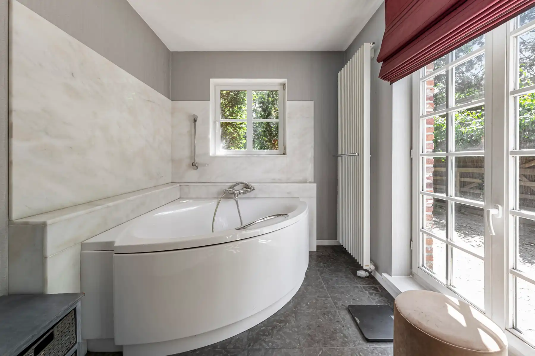 Villa op bos- en natuurdomein van 5056 m² in villawijk foto 12