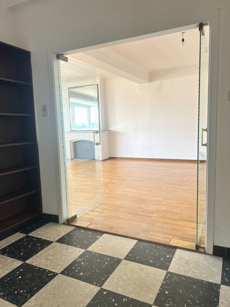 Ruim appartement te huur in het gezellige centrum van Genk foto 3