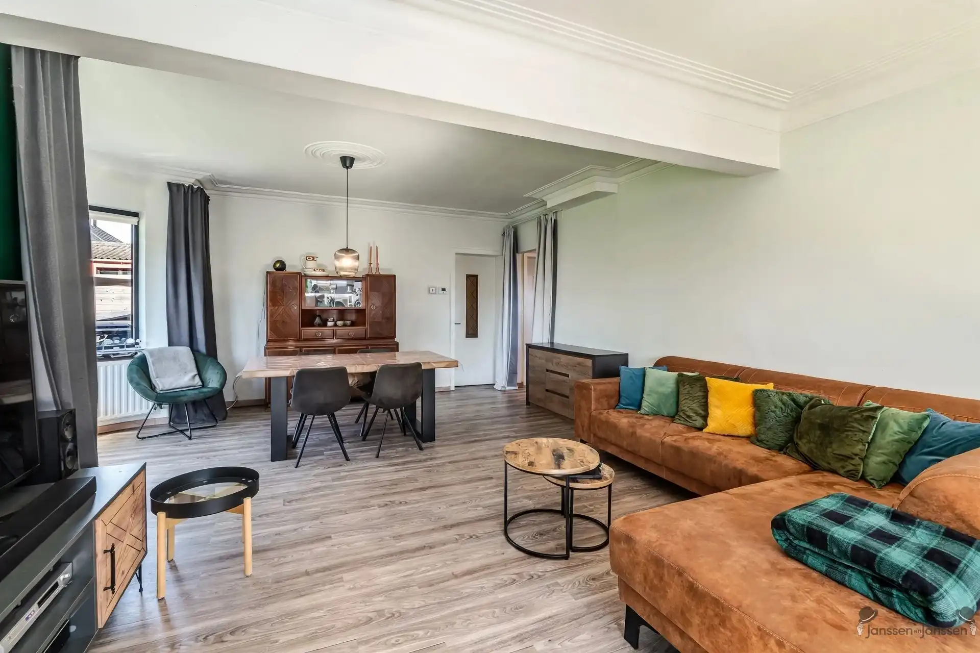 Gerenoveerde woning met 2 slaapkamers en 2 badkamers en in Begijnendijk foto 5
