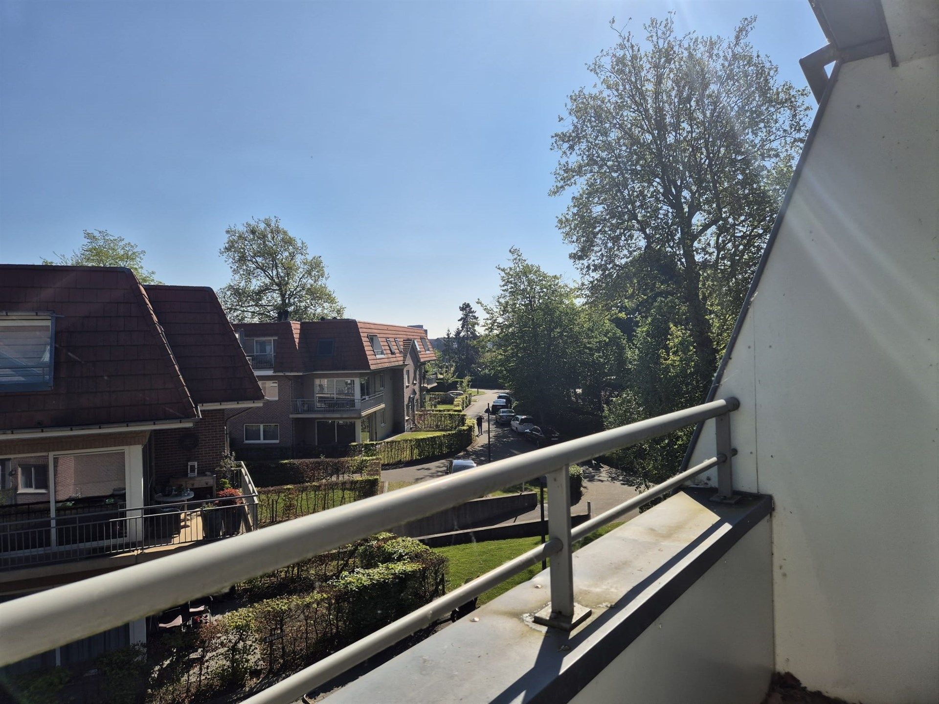 Ruim instapklaar appartement gelegen in privé domein. foto 12