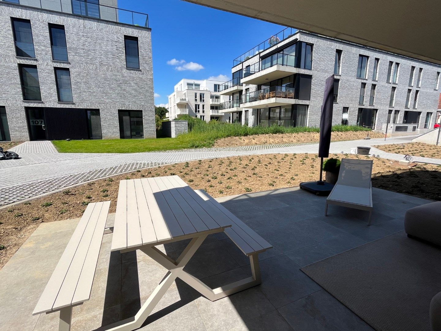  Gelijkvloers appartement met ruim terras foto 9