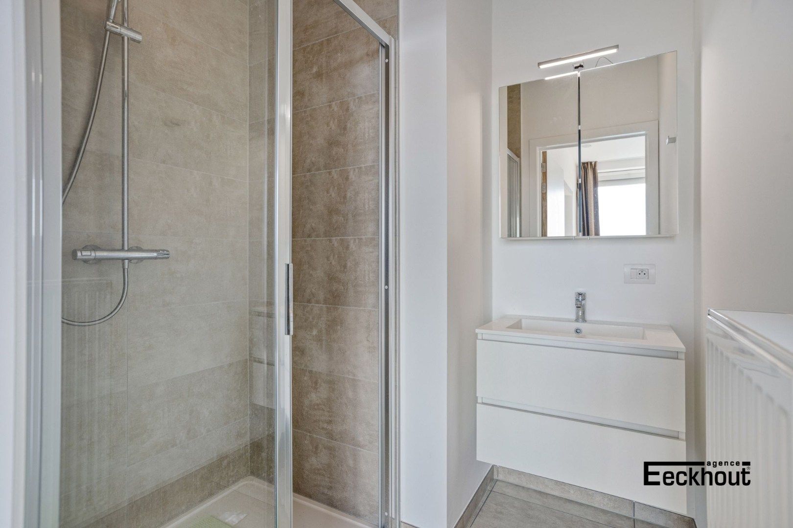 Exclusieve penthouse met fenomenale zichten op het kanaal & de spuikom! foto 16