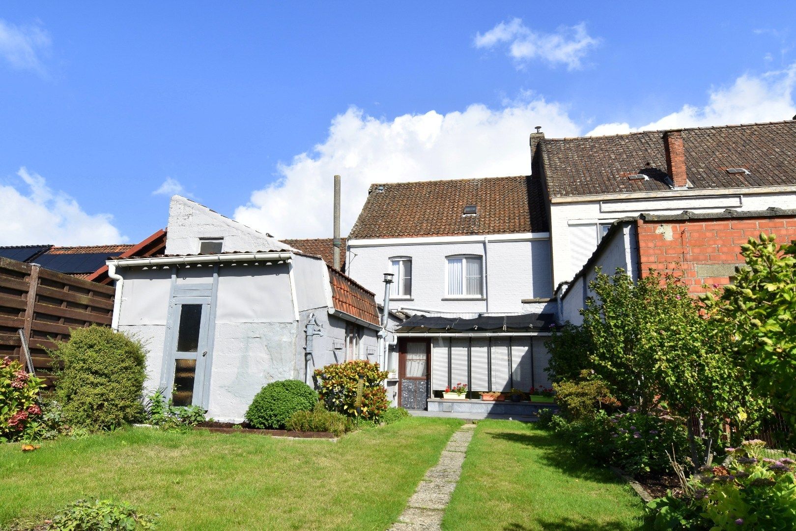 Charmante gezinswoning met 4 slaapkamers, tuin én garage te Bissegem foto 14