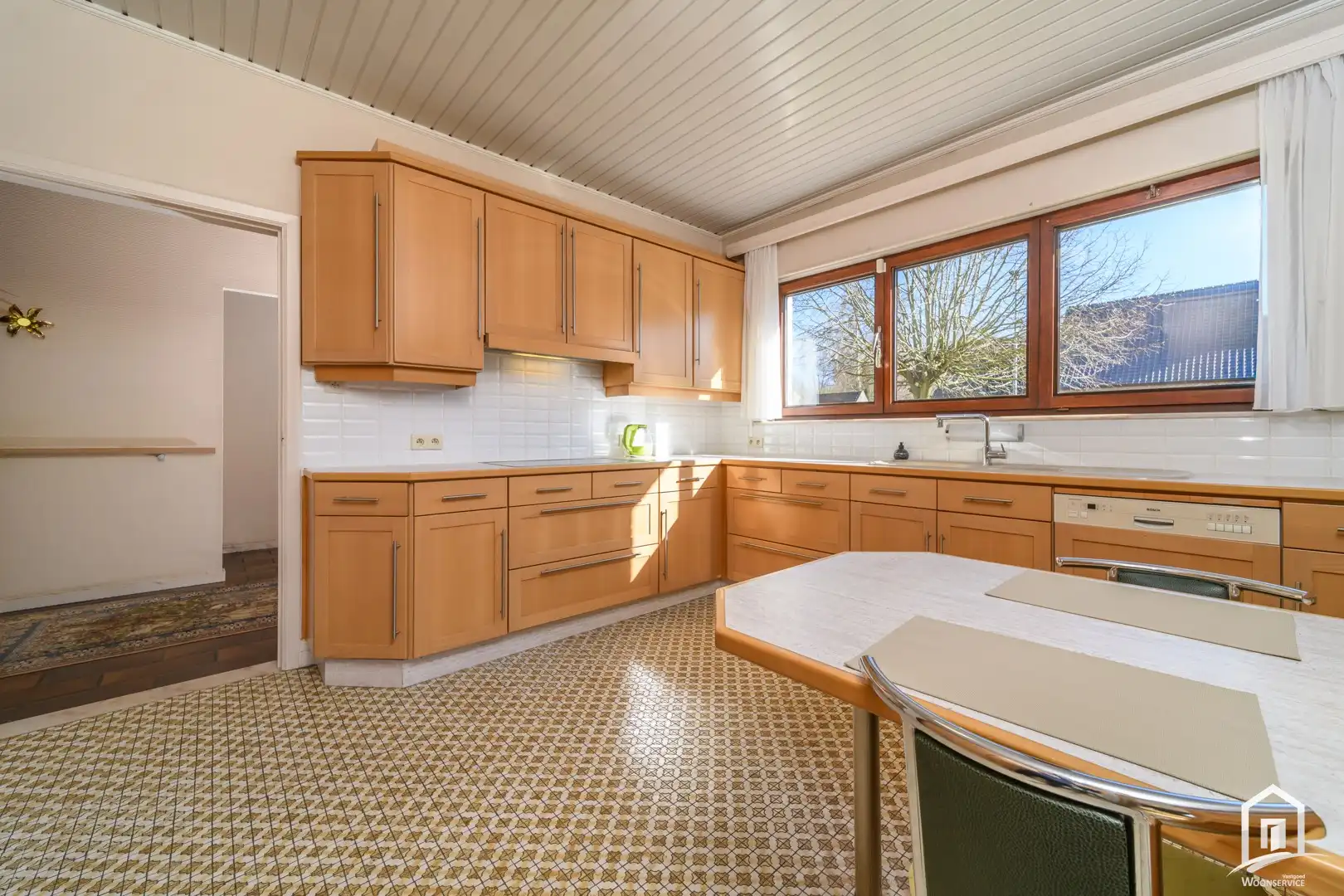 Stijlvolle villa in residentiële buurt. foto 11