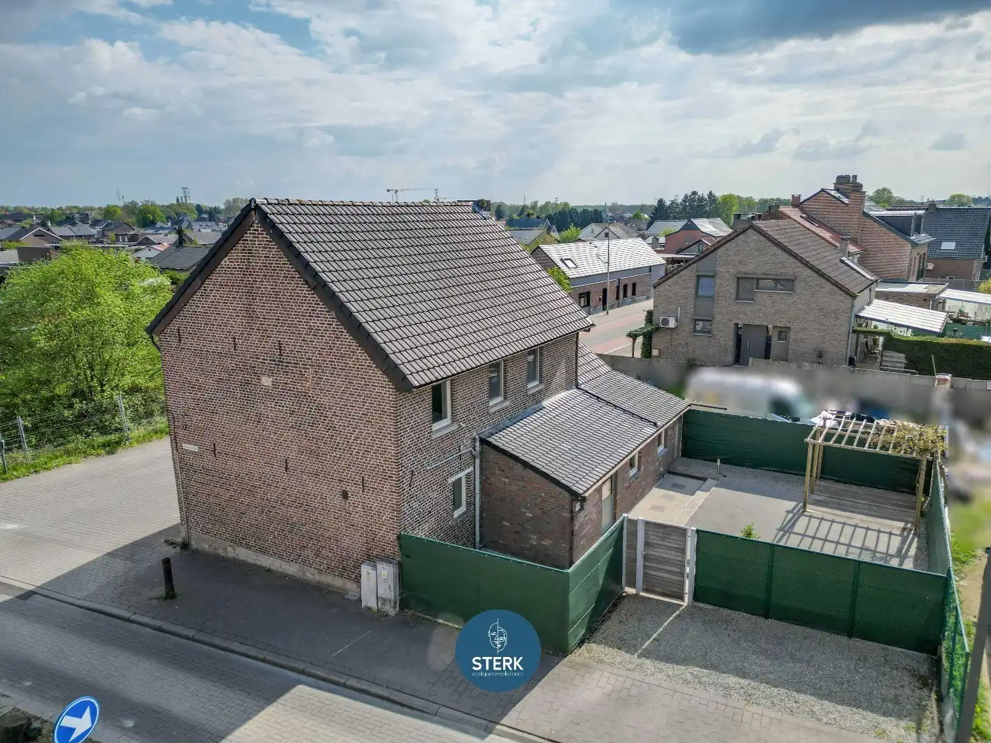 GEZINSWONING MET EEN BEWOONBARE OPP. VAN 206 M² NABIJ CENTRUM LANAKEN !  foto 25