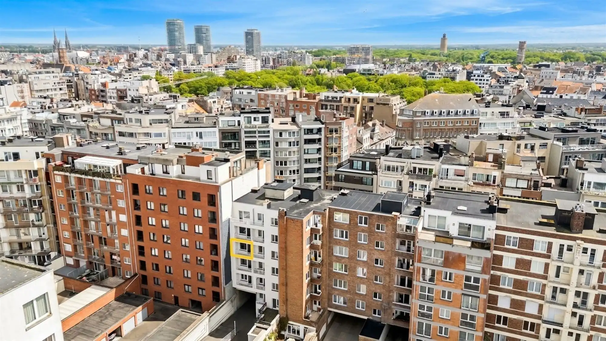Instapklaar zonnig appartement in centrum en vlak aan de dijk! foto 12