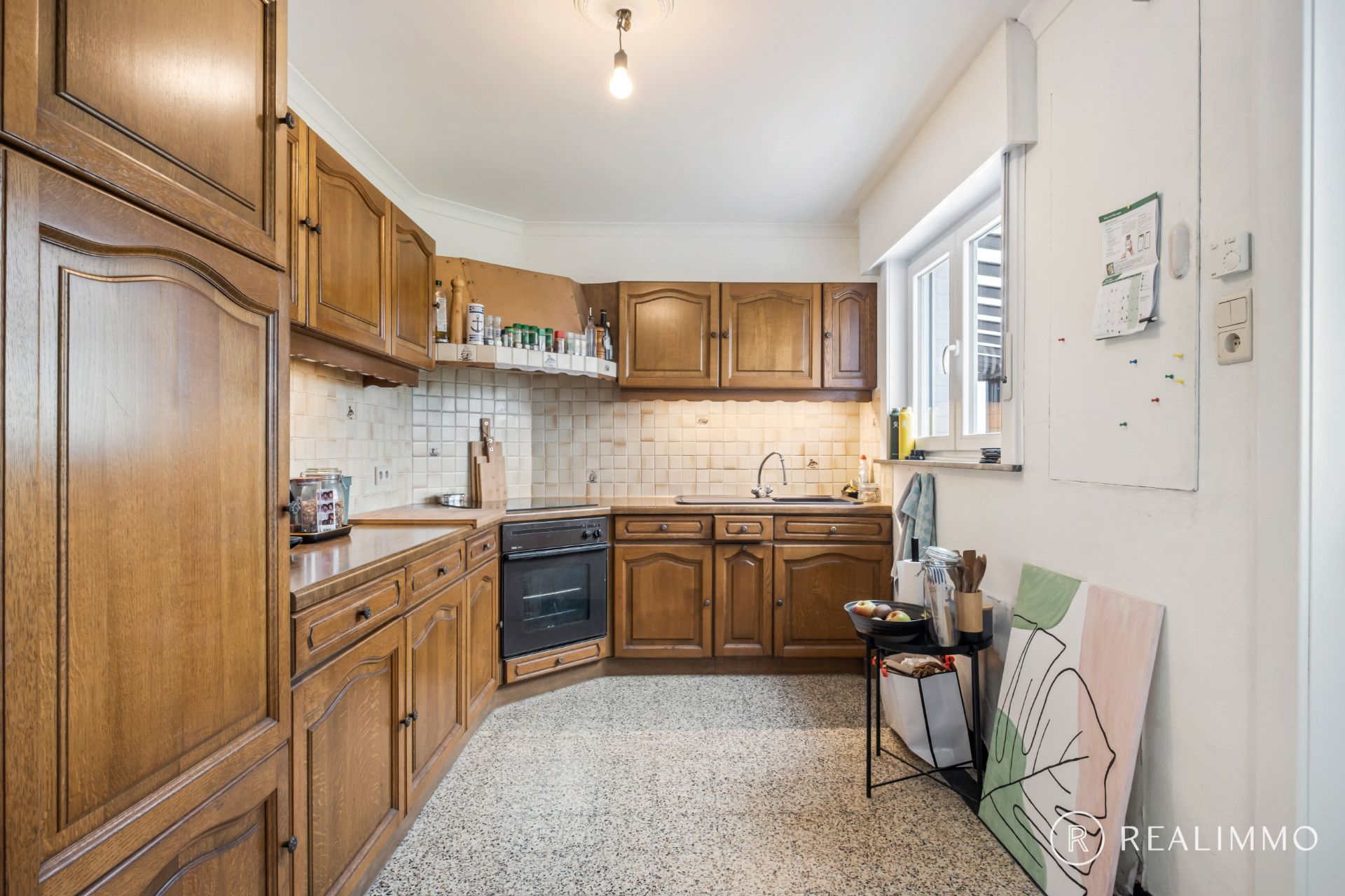 Charmante halfopen woning op toplocatie! foto 8
