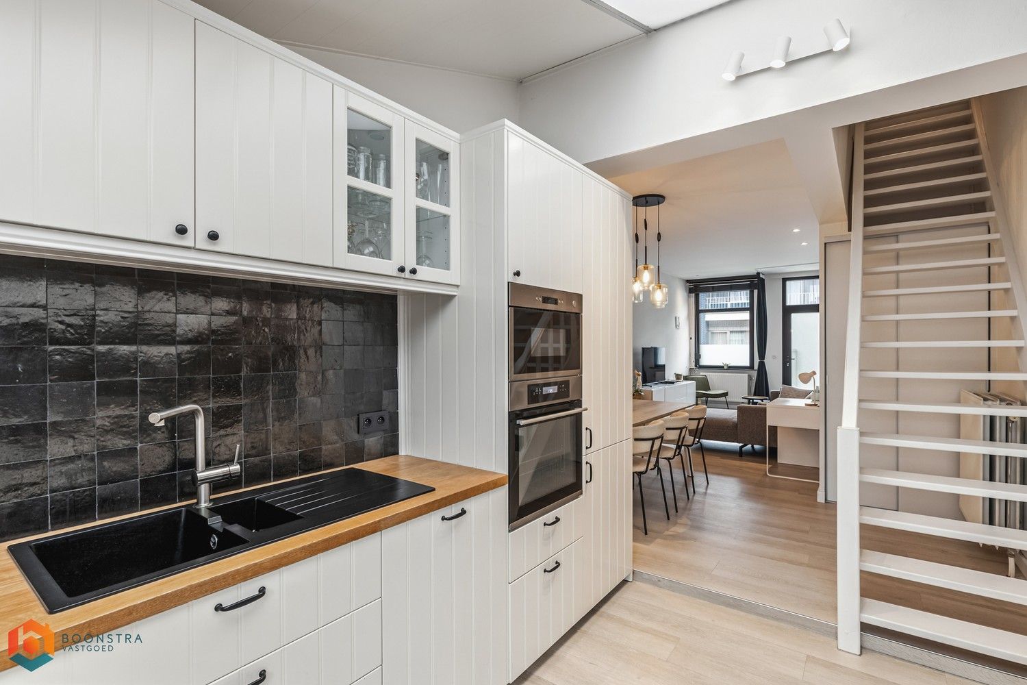 Instapklare woning met 2 slaapkamers en tuin foto 9
