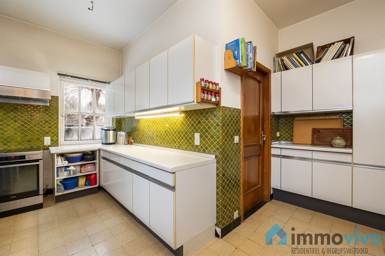 Ruime te renoveren villa op 925 m² op toplocatie foto 18